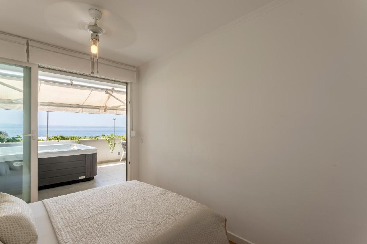 Velebis Superior Apartment - Luxurious One-Room Apartment With Jacuzzi - Prestigious Location By The Sea In The New City Center Of Znjan - Panoramic View Of The Sea And Islands - Free Garage Parking - Buralux Properties Split Exterior photo